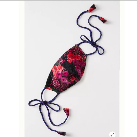 Anthropologie Accessories - Anthropologie Roopa Pemmaraju Velvet Face Mask